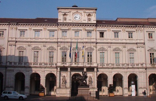 Confesercenti e Ascom:  “Torino, modifiche alla Ztl: nessuna decisione improvvisata. Apriamo un dibattito fra tutti i soggetti coinvolti e ascoltiamo i commercianti”
