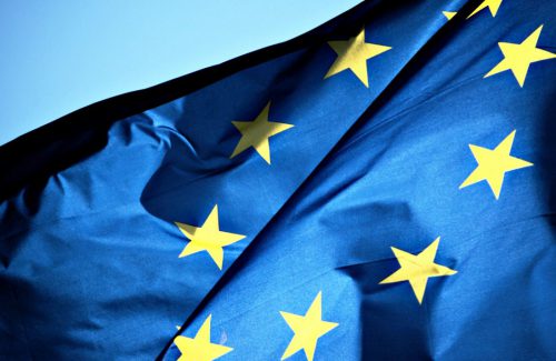 E anche nell’Eurozona dettaglio giù dello 0,3%