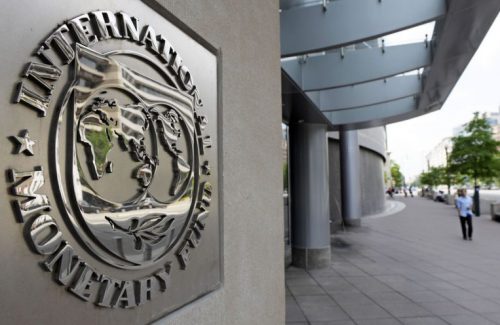 Italia, Fmi: il Pil aumenta più del previsto (+1,3% nel 2017, +1,0% nel 2018), ma tornerà ai livelli pre-crisi solo nel prossimo decennio