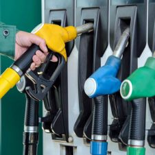 Benzinai – Corrispettivi telematici, l’obbligo scatta in date diverse a seconda dei litri di carburante erogati