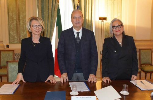 Sicurezza, De Luise (Confesercenti): “Soddisfazione per rinnovo del protocollo per la videosorveglianza nei negozi. È anche un riconoscimento del valore del ruolo di presidio svolto dagli esercizi di vicinato”