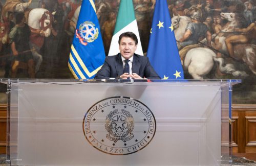 Decreto rilancio, Confesercenti: “Bozze deludenti, pochi interventi e troppa burocrazia. Così è il ‘de profundis’ per le piccole imprese. Il governo corregga il tiro”