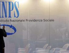 Bonus 600 euro, sul sito Inps è possibile verificare l’esito della propria domanda: ecco come fare