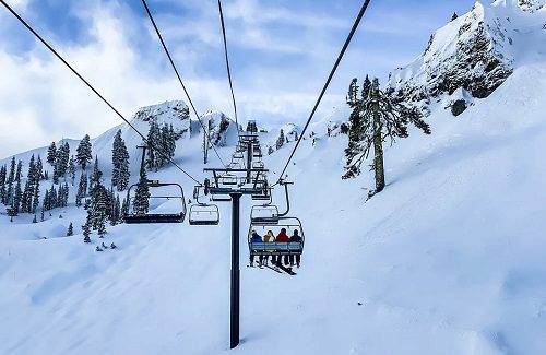 Montagna, Assoturismo-Confesercenti “Con il nuovo rinvio della stagione sciistica persi altri 400 milioni di fatturato. Non si può cambiare idea a 24 ore dalla riapertura degli impianti, le imprese avevano già investito e assunto personale”