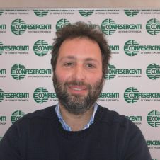 Benzinai, Vincenzo Nettis è il nuovo presidente di Faib-Confesercenti: “Necessario tutelare il lavoro e il ruolo dei gestori in un mercato in piena transizione”