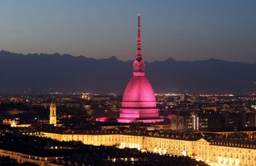 Torino – Partenza Giro d’Italia, sabato 8 maggio vietati l’asporto di bevande in vetro e in lattina e la somministrazione di superalcolici dalle 12 alle 18 nell’area interessata dalla manifestazione