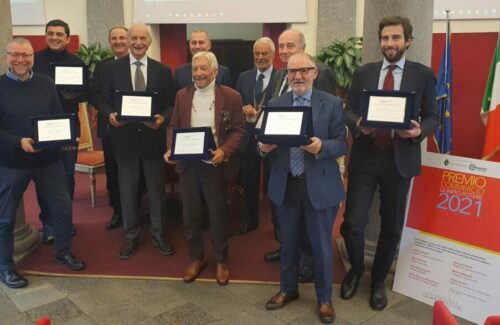 Premio al commercio 2021, ecco i vincitori: “Il giusto mix tra storia e innovazione, che è la vera forza del commercio di prossimità”. Questa mattina in Comune la consegna