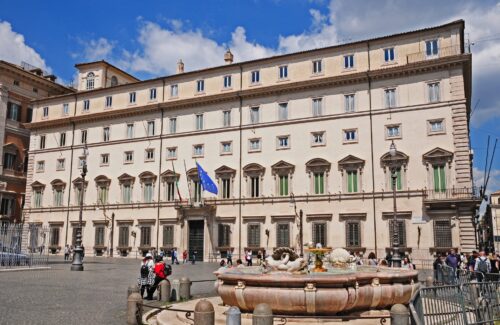 Manovra economica, Confesercenti: “Misure di difesa con le risorse a disposizione. Necessario intervenire per favorire i consumi”