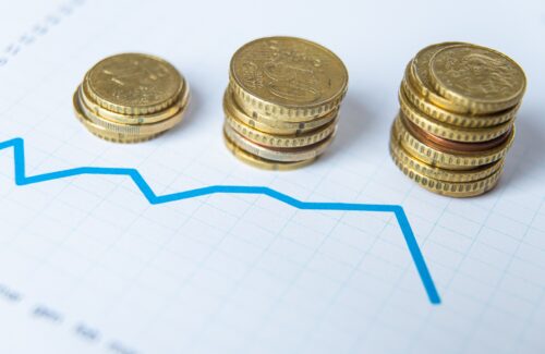 Commercio, Confesercenti: “Prosegue la flessione delle vendite. È tracollo per i piccoli negozi: –11 punti dal 2022. Con i dazi di Trump, il mercato interno è fondamentale per la tenuta economica del Paese”