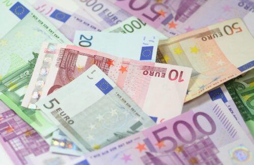 TORINO – Il distretto del commercio lancia il bando per contributi a fondo perduto a favore delle imprese della vendita e della somministrazione. Lunedì prossimo, 18 novembre, alle 17 webinar informativo organizzato da Confesercenti